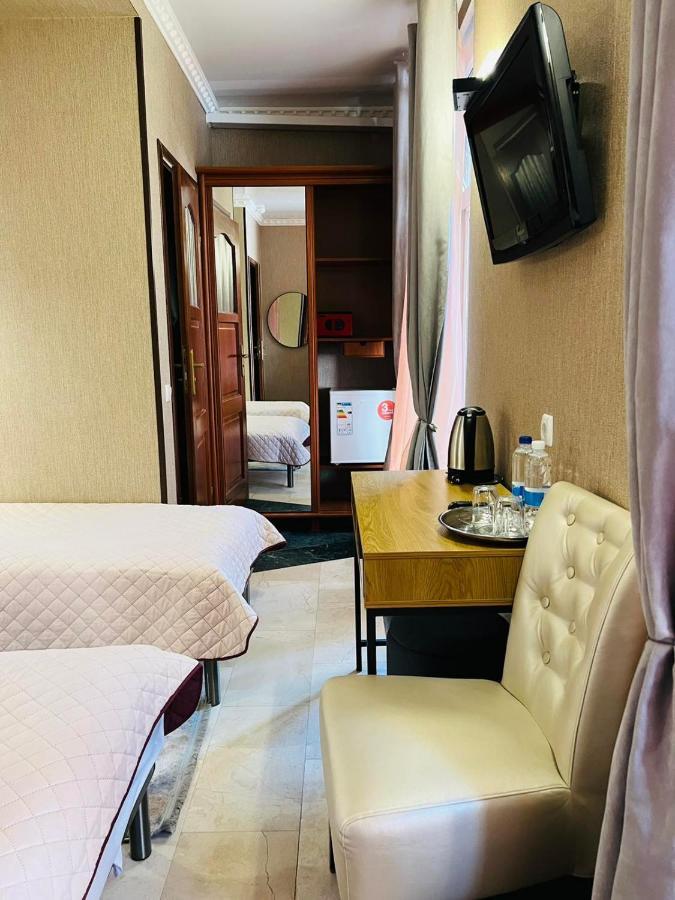 Hotel Afrodita Truskavets Exteriör bild